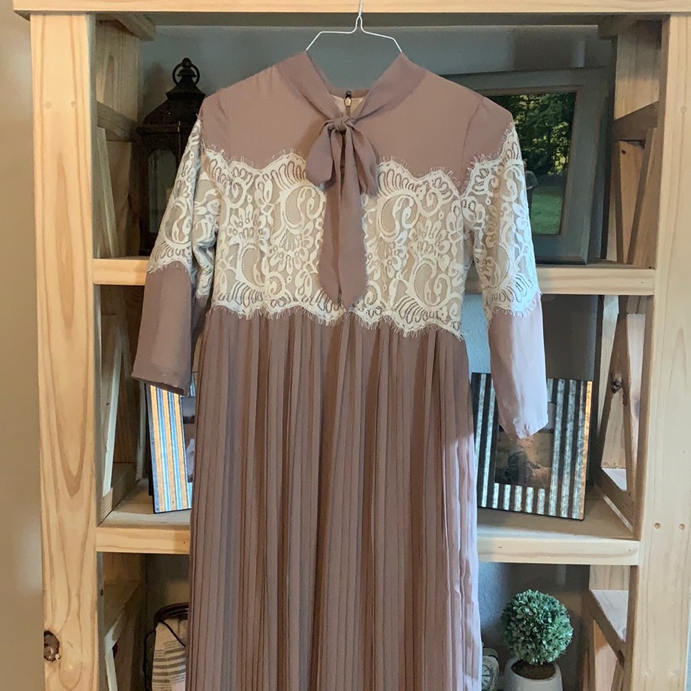 Dainty Jewells dress